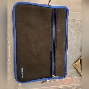 Merkury Innovation Laptop IPad Tablet Or Notebook Sleeve